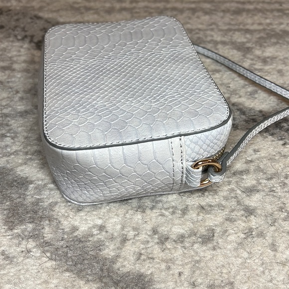 Asos Croc Effect Mini Crossbody Bag - Picture 4 of 6